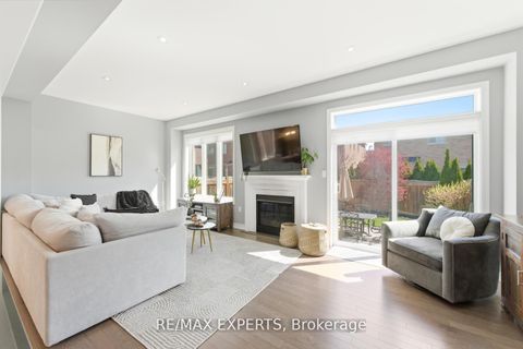 Photo 8 at 45 Bright Land Drive, Kleinburg, Vaughan