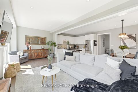 Photo 10 at 45 Bright Land Drive, Kleinburg, Vaughan