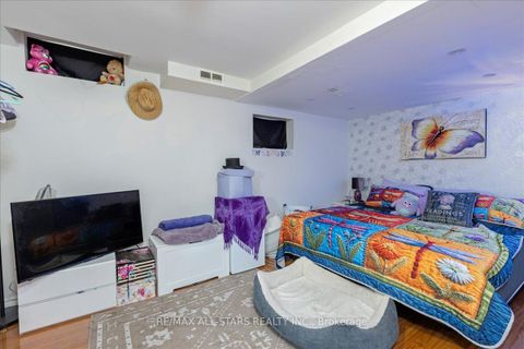 Photo 31 at 40 Chartwell Crescent, Keswick North, Georgina