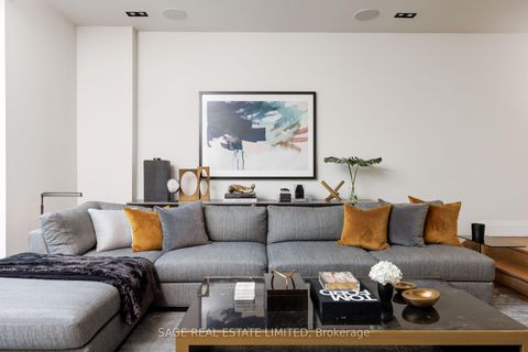 Photo 10 at 979 Broadview Avenue, Broadview North, Toronto