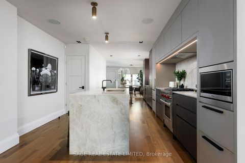 Photo 25 at 979 Broadview Avenue, Broadview North, Toronto