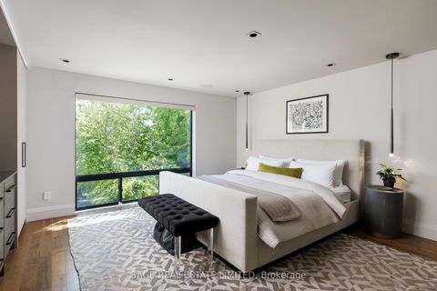 Photo 29 at 979 Broadview Avenue, Broadview North, Toronto