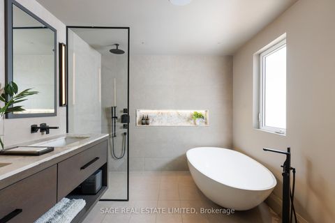 Photo 32 at 979 Broadview Avenue, Broadview North, Toronto