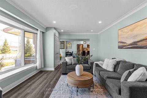 Photo 10 at 823 Essa Road, Holly, Barrie