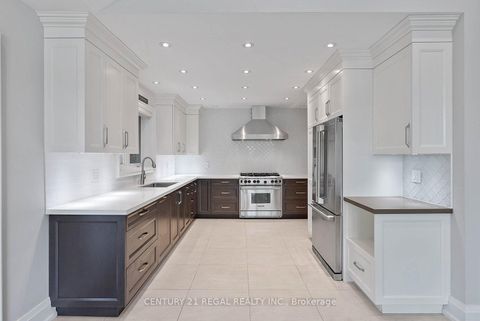 Photo 10 at 18 Rowse Crescent, The Westway, Toronto