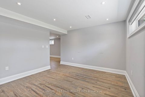 Photo 35 at 18 Rowse Crescent, The Westway, Toronto