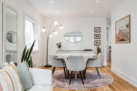 Photo 7 at 39A Uxbridge Avenue, Pellam Park, Toronto