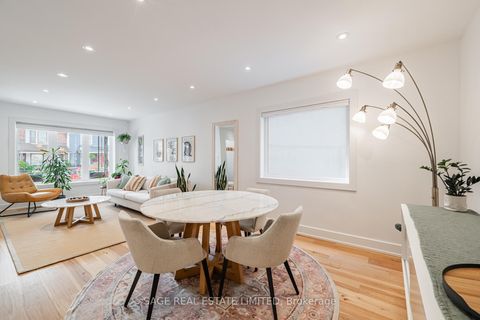 Photo 9 at 39A Uxbridge Avenue, Pellam Park, Toronto