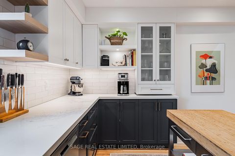 Photo 14 at 39A Uxbridge Avenue, Pellam Park, Toronto
