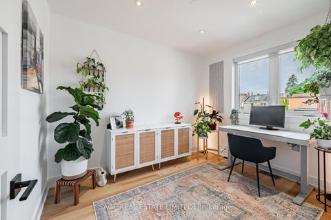 Photo 23 at 39A Uxbridge Avenue, Pellam Park, Toronto