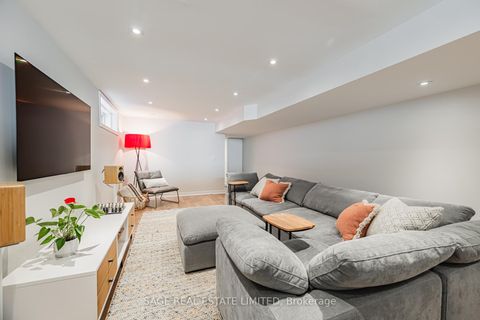 Photo 30 at 39A Uxbridge Avenue, Pellam Park, Toronto