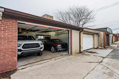 Photo 47 at 39A Uxbridge Avenue, Pellam Park, Toronto