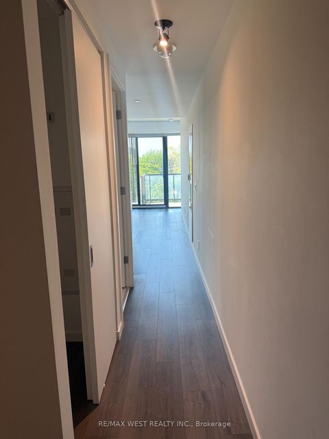 Photo 1 at 407 - 7 Smith Crescent, Queensway, Toronto