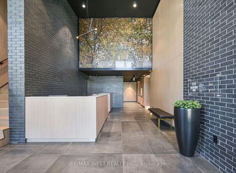 Photo 21 at 407 - 7 Smith Crescent, Queensway, Toronto