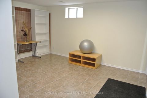 Photo 12 at 54 - 850 Huntingwood Drive, L'Amoreaux, Toronto