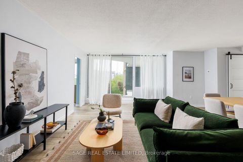 Photo 11 at 510 - 61 Richview Road, Humber Heights, Toronto