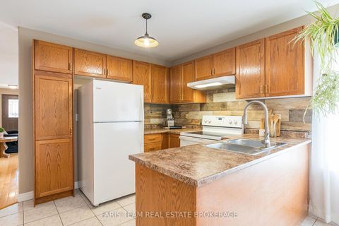 Photo 3 at 1006 Leslie Drive, Alcona, Innisfil