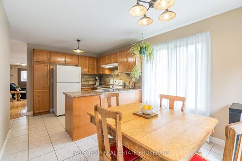 Photo 8 at 1006 Leslie Drive, Alcona, Innisfil
