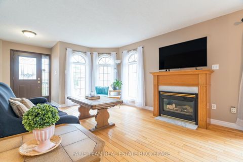 Photo 10 at 1006 Leslie Drive, Alcona, Innisfil