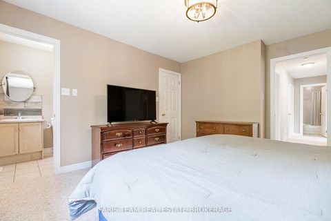 Photo 15 at 1006 Leslie Drive, Alcona, Innisfil