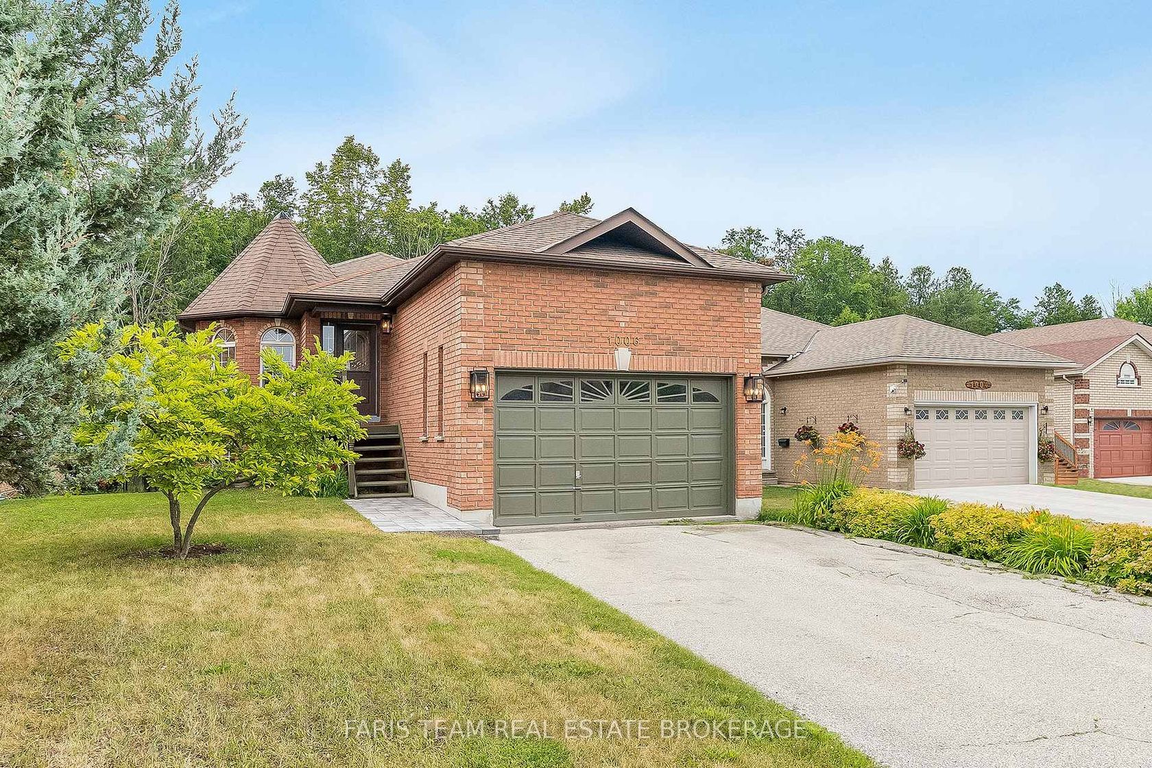 1006 Leslie Drive, Alcona, Innisfil photo number 2