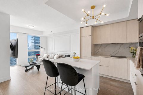 Photo 2 at 3805 - 318 Richmond Street W, Waterfront Communities C1, Toronto