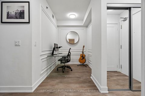 Photo 8 at 3805 - 318 Richmond Street W, Waterfront Communities C1, Toronto