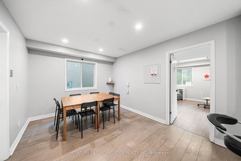 Photo 14 at 527 Glengarry Avenue, Nortown, Toronto