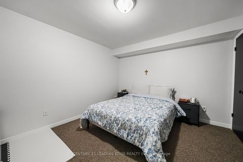 Photo 35 at 527 Glengarry Avenue, Nortown, Toronto