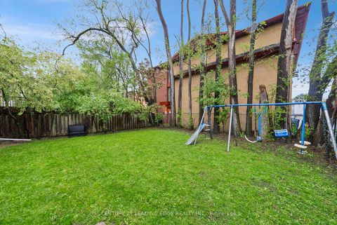 Photo 47 at 527 Glengarry Avenue, Nortown, Toronto