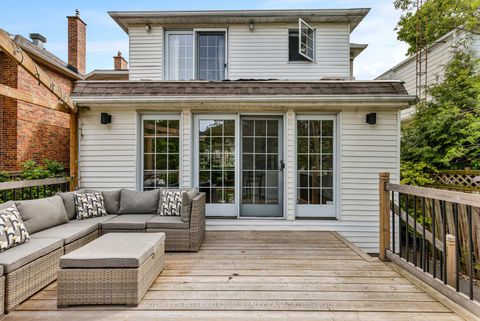 Photo 7 at 90 Kingsway Crescent, Kingsway South, Toronto