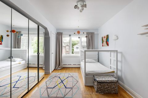 Photo 15 at 90 Kingsway Crescent, Kingsway South, Toronto