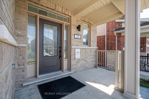 Photo 2 at 28 Copperhill Heights, Rural Barrie Southeast, Barrie