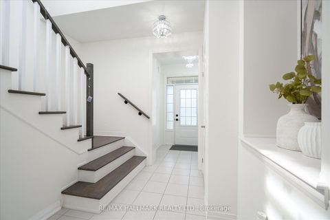 Photo 6 at 28 Copperhill Heights, Rural Barrie Southeast, Barrie