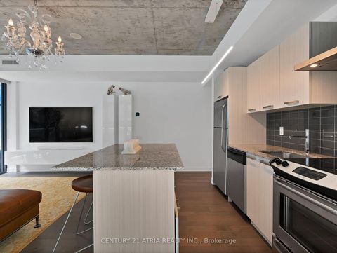 Photo 7 at 318 - 95 Bathurst Street, Waterfront Communities C1, Toronto
