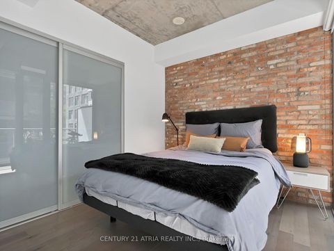 Photo 13 at 318 - 95 Bathurst Street, Waterfront Communities C1, Toronto