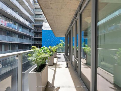 Photo 14 at 318 - 95 Bathurst Street, Waterfront Communities C1, Toronto