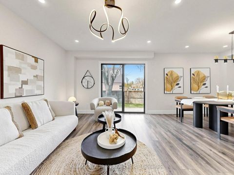 Photo 0 at 16 Foxglove Court, Unionville, Markham