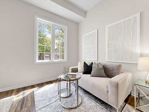 Photo 12 at 16 Foxglove Court, Unionville, Markham