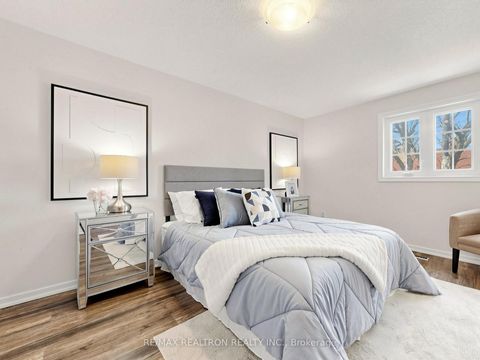 Photo 15 at 16 Foxglove Court, Unionville, Markham