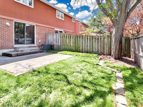 Photo 39 at 16 Foxglove Court, Unionville, Markham