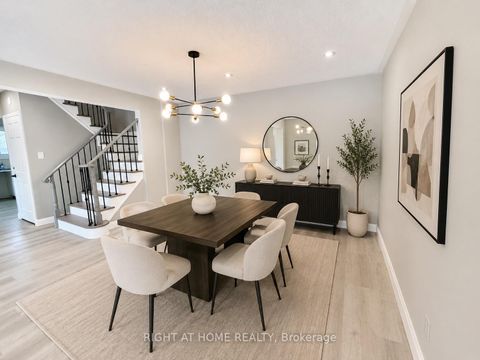 Photo 6 at 24 - 7 Vale Carse Way, Branson, Toronto