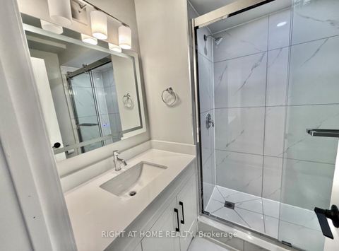 Photo 22 at 24 - 7 Vale Carse Way, Branson, Toronto