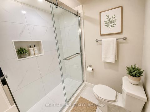 Photo 23 at 24 - 7 Vale Carse Way, Branson, Toronto