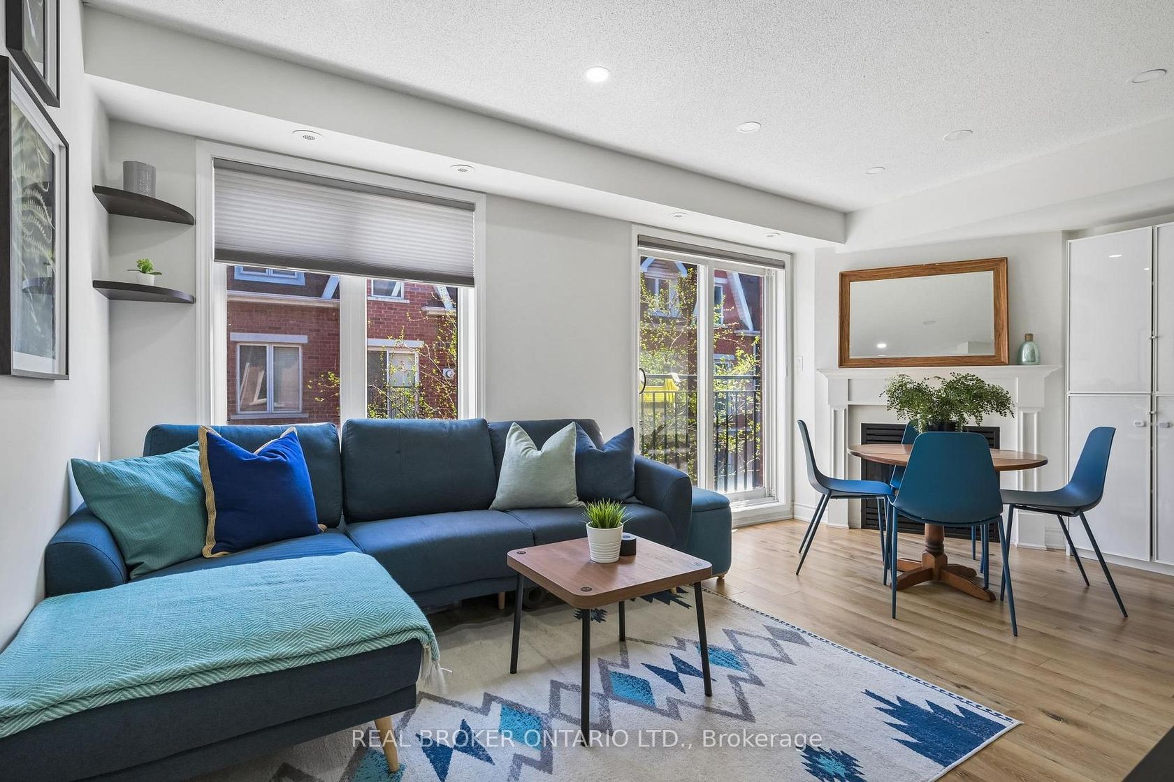 1011 - 18 Laidlaw Street, South Parkdale, Toronto 