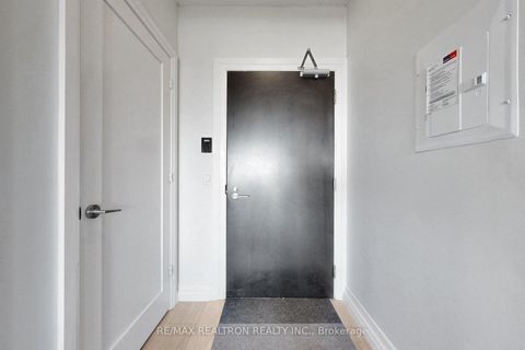 Photo 3 at 3103 - 2 Anndale Drive, Willowdale East, Toronto