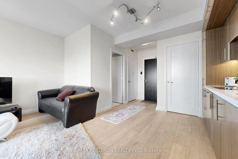 Photo 10 at 3103 - 2 Anndale Drive, Willowdale East, Toronto