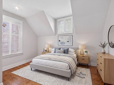 Photo 17 at 70 Oriole Road, St. Clair, Toronto