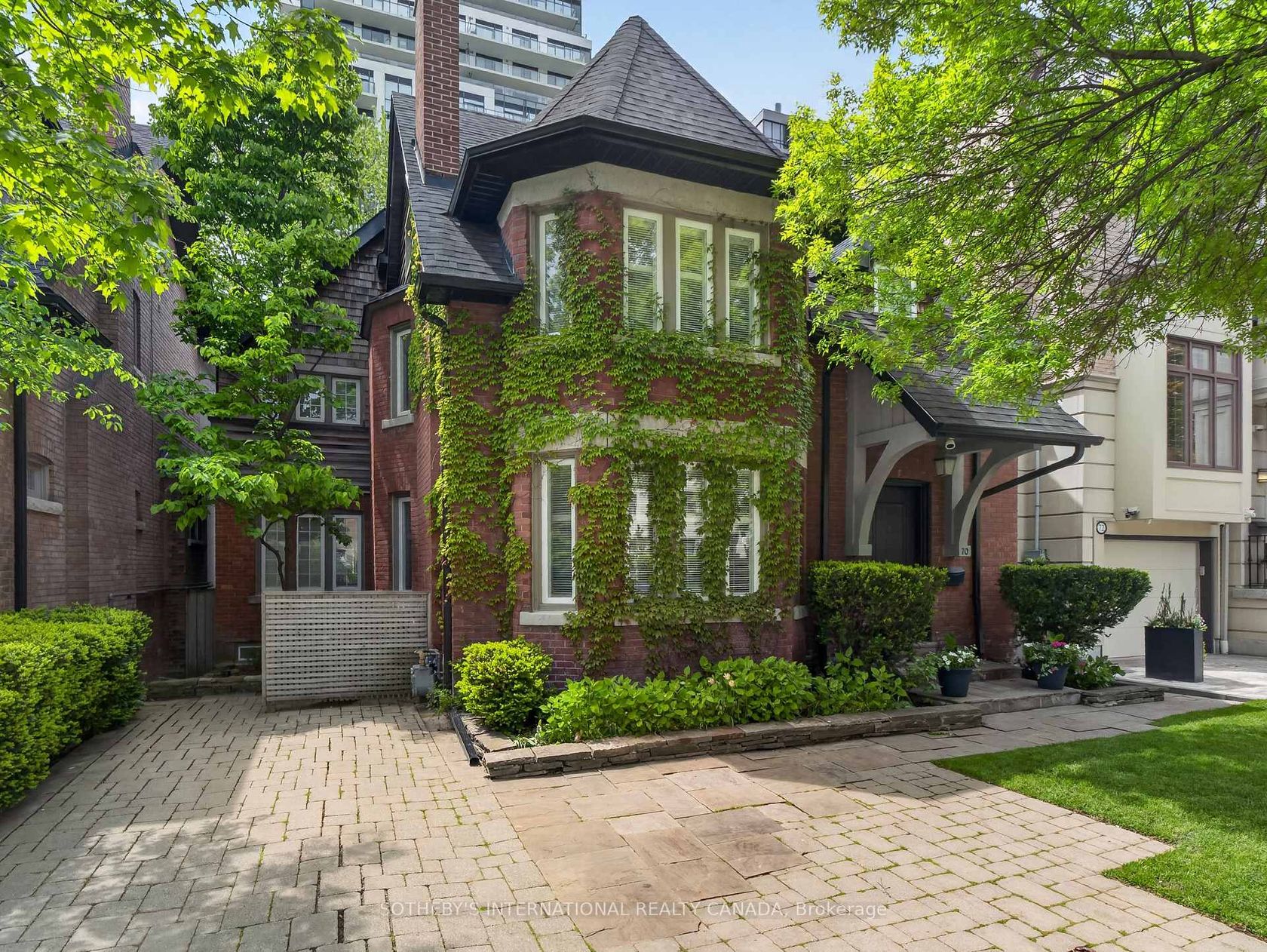 70 Oriole Road, St. Clair, Toronto 