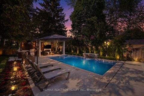 Photo 5 at 316 Parkview Avenue, Willowdale East, Toronto